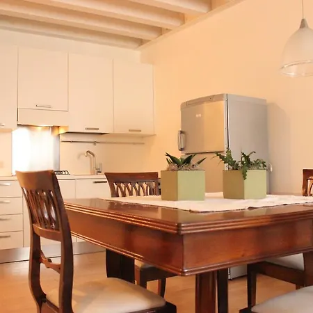 La Colonnetta Deluxe Apartament * Treviso