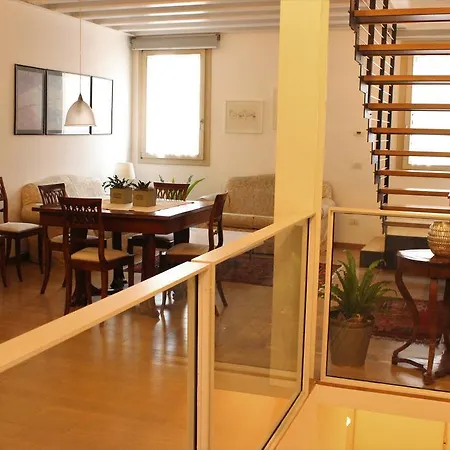 La Colonnetta Deluxe Apartament Apartment